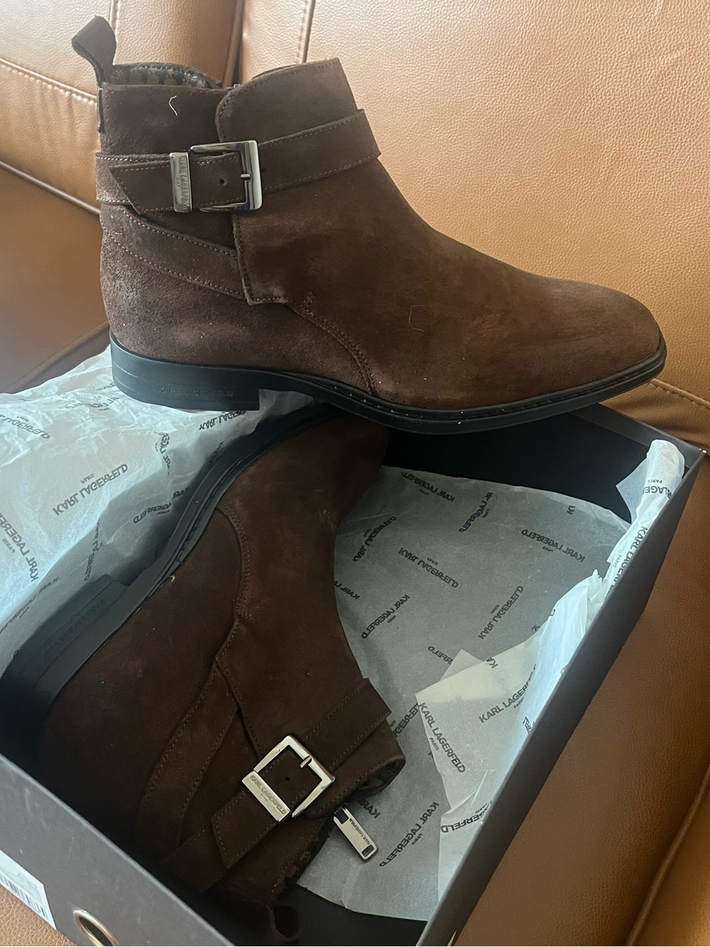 Karl Lagerfeld Men's Dark Brown Mustang Leather Chukka Boots  Sz: 10 Orig: $169